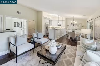 Photo #4: 41128405 Listing 