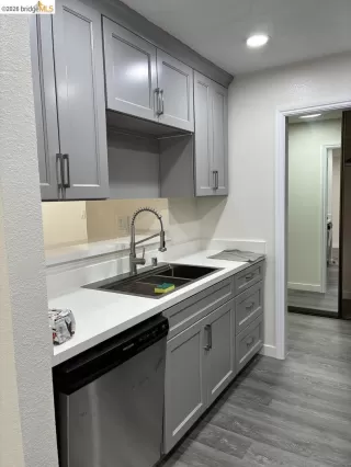 Photo #1: 41128409 Listing 