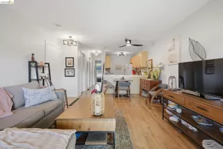 Photo #4: 41128442 Listing