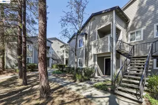 Photo #2: 41128466 Listing