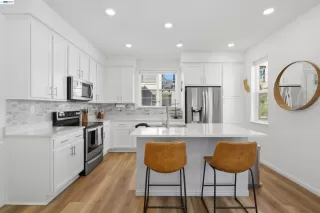 Photo #4: 41128471 Listing