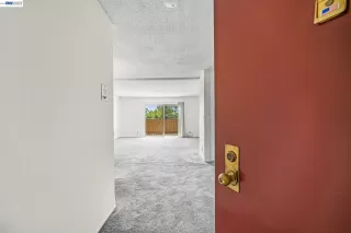 More Details about MLS # 41128478 : 1321 WEBSTER ST # D319