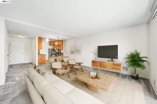 Photo #3: 41128478 Listing