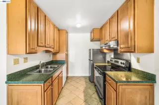 Photo #5: 41128478 Listing