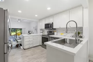 Photo #6: 41128506 Listing 