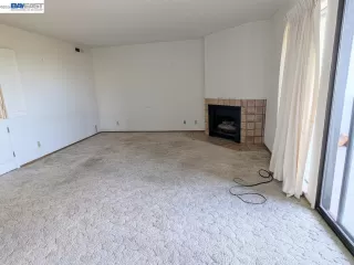 Photo #5: 41128508 Listing 