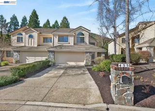 Photo #1: 41128526 Listing 