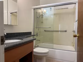 Photo #2: 41128530 Listing 