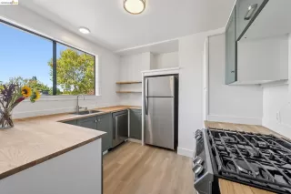 Photo #5: 41128565 Listing