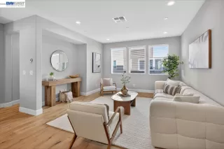 Photo #2: 41128568 Listing 