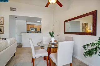 Photo #6: 41128610 Listing