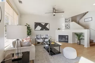 Photo #4: 41128620 Listing