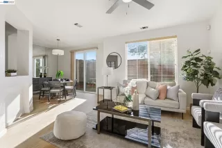 Photo #6: 41128620 Listing