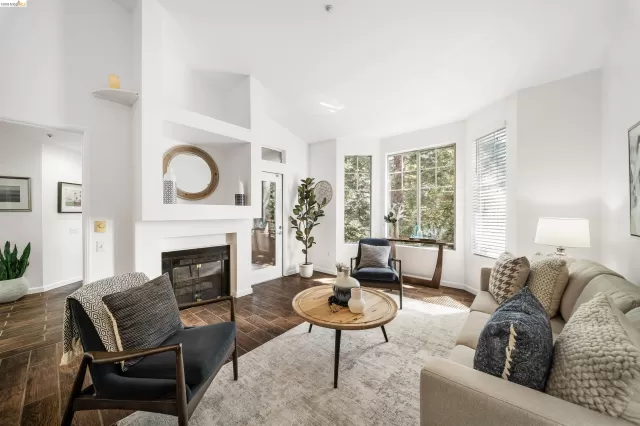 MLS: 41128633 Condo For Sale