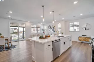 Photo #6: 41128681 Listing 