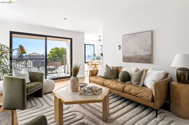 MLS: 41128707 Condo For Sale