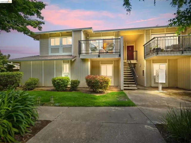 MLS: 41128718 Condo For Sale