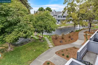 Photo #6: 41128758 Listing