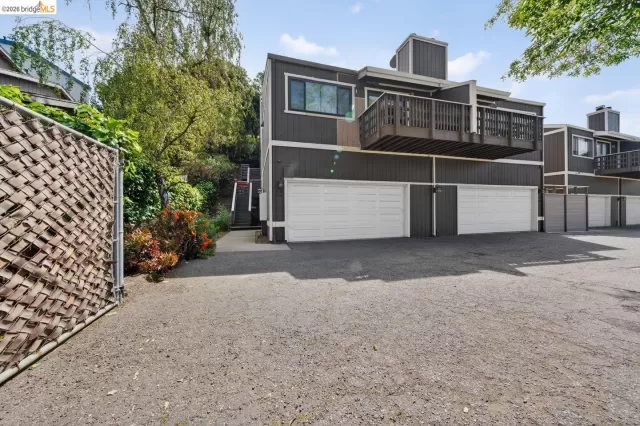 MLS: 41128761 Condo For Sale