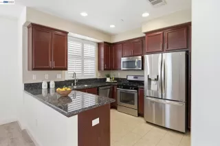 Photo #5: 41128768 Listing 