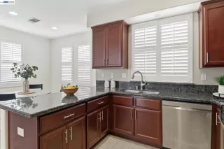 Photo #6: 41128768 Listing 