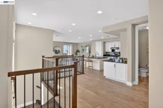 Photo #4: 41128776 Listing