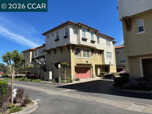MLS: 41128911 Condo For Sale
