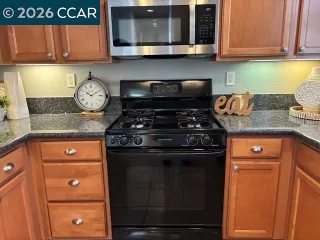 Photo #5: 41128911 Listing 