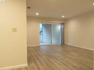 Photo #6: 41128927 Listing 