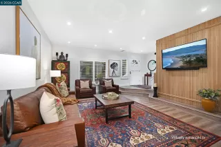 Photo #4: 41128952 Listing