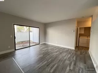 Photo #4: 41129005 Listing