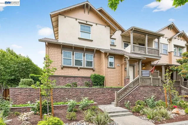 MLS: 41129144 Condo For Sale