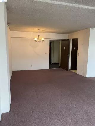 Photo #3: 41129239 Listing 