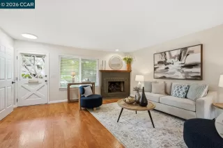 Photo #5: 41129279 Listing