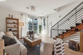 Photo #1: 41129301 Listing 