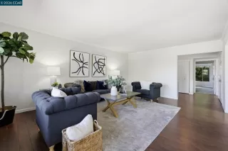 Photo #3: 41129302 Listing 