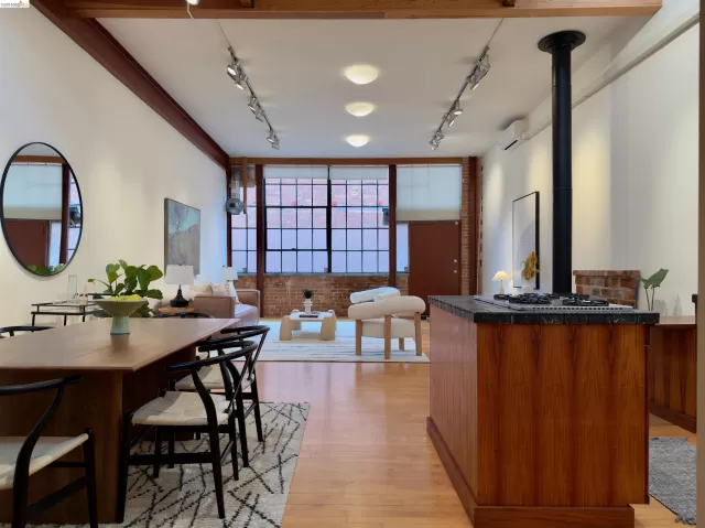 MLS: 41129318 Condo For Sale