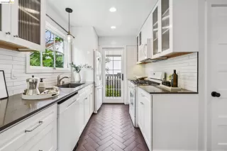 Photo #6: 41129424 Listing 