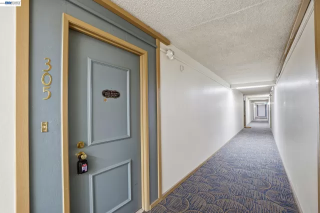 MLS: 41129447 Condo For Sale