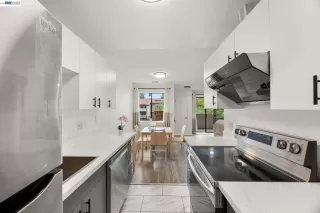 Photo #4: 41129459 Listing 