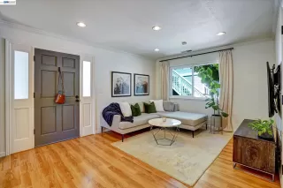 Photo #3: 41129460 Listing