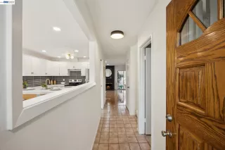 Photo #1: 41129487 Listing 