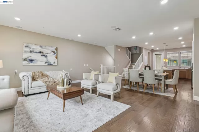 MLS: 41129509 Condo For Sale