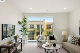 More Details about MLS # 41129516 : 49002 CINNAMON FERM COMMON # 507