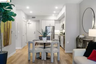 Photo #6: 41129528 Listing 