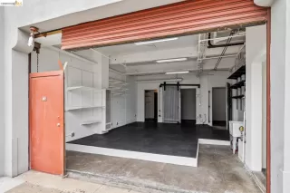 Photo #2: 41129534 Listing 