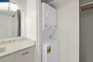 Photo #6: 41129619 Listing