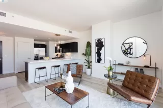 Photo #1: 41129636 Listing