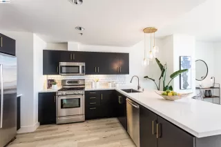 Photo #2: 41129636 Listing