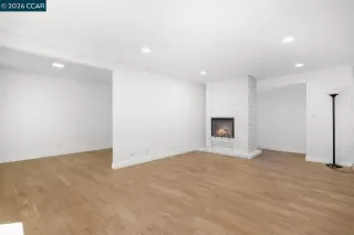 Photo #5: 41129646 Listing 